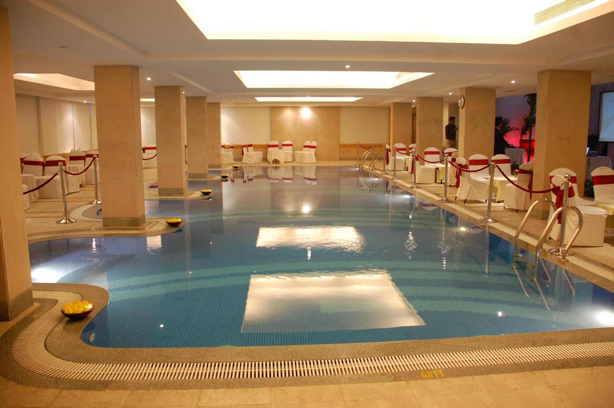 Ellaa Hotel Gachibowli Hyderabad Bagian luar foto