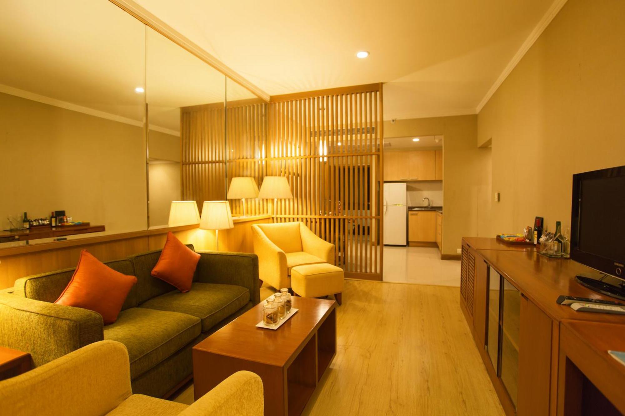 Ellaa Hotel Gachibowli Hyderabad Bagian luar foto