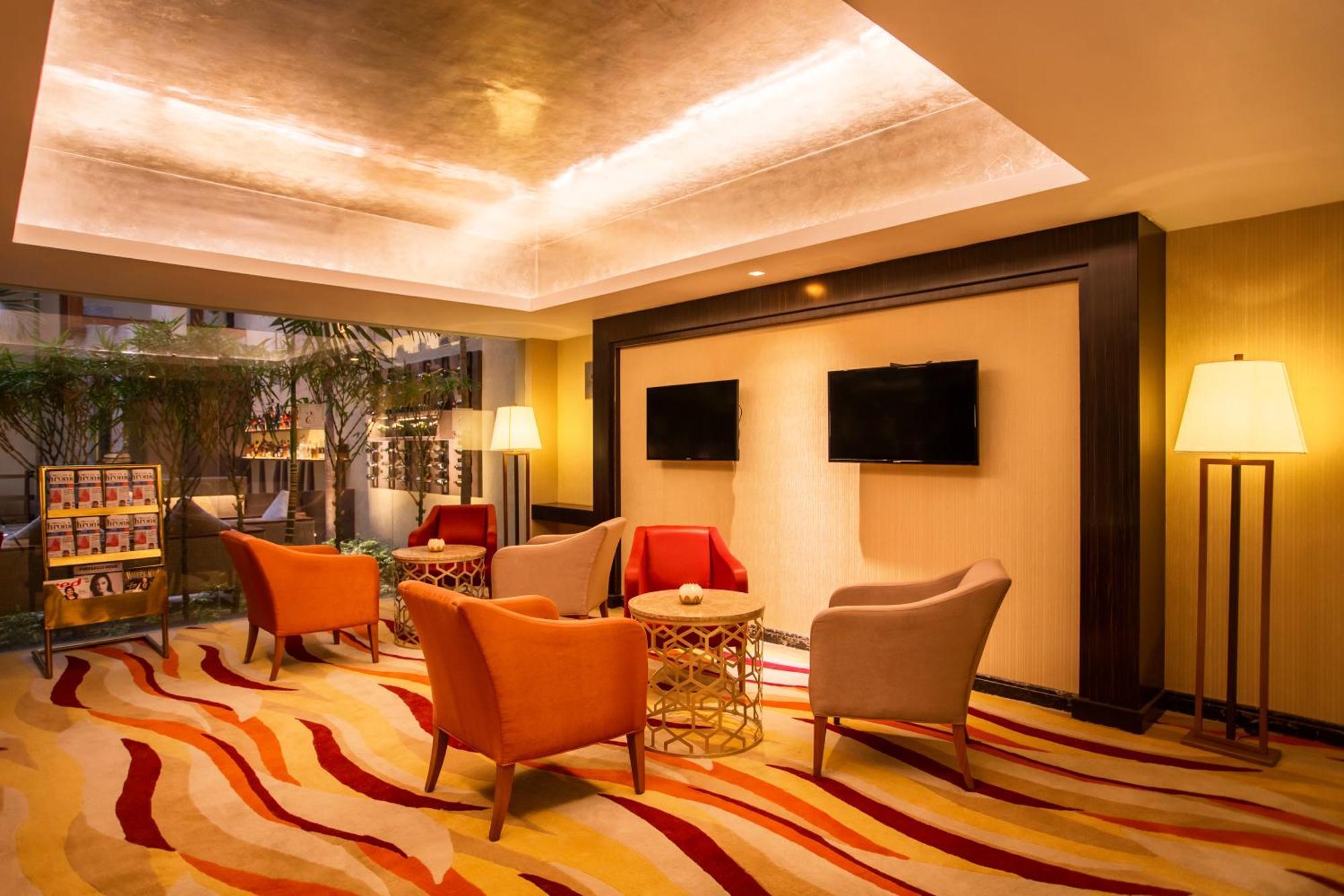 Ellaa Hotel Gachibowli Hyderabad Bagian luar foto
