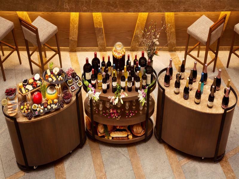 Ellaa Hotel Gachibowli Hyderabad Bagian luar foto