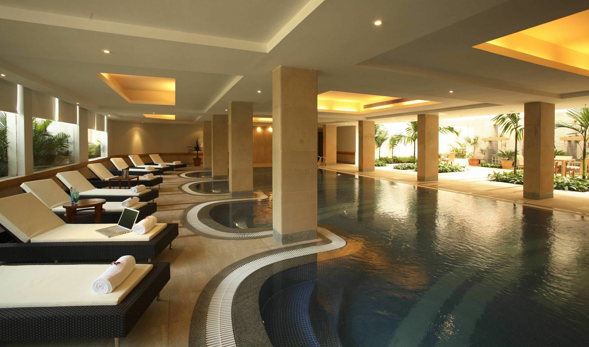 Ellaa Hotel Gachibowli Hyderabad Bagian luar foto